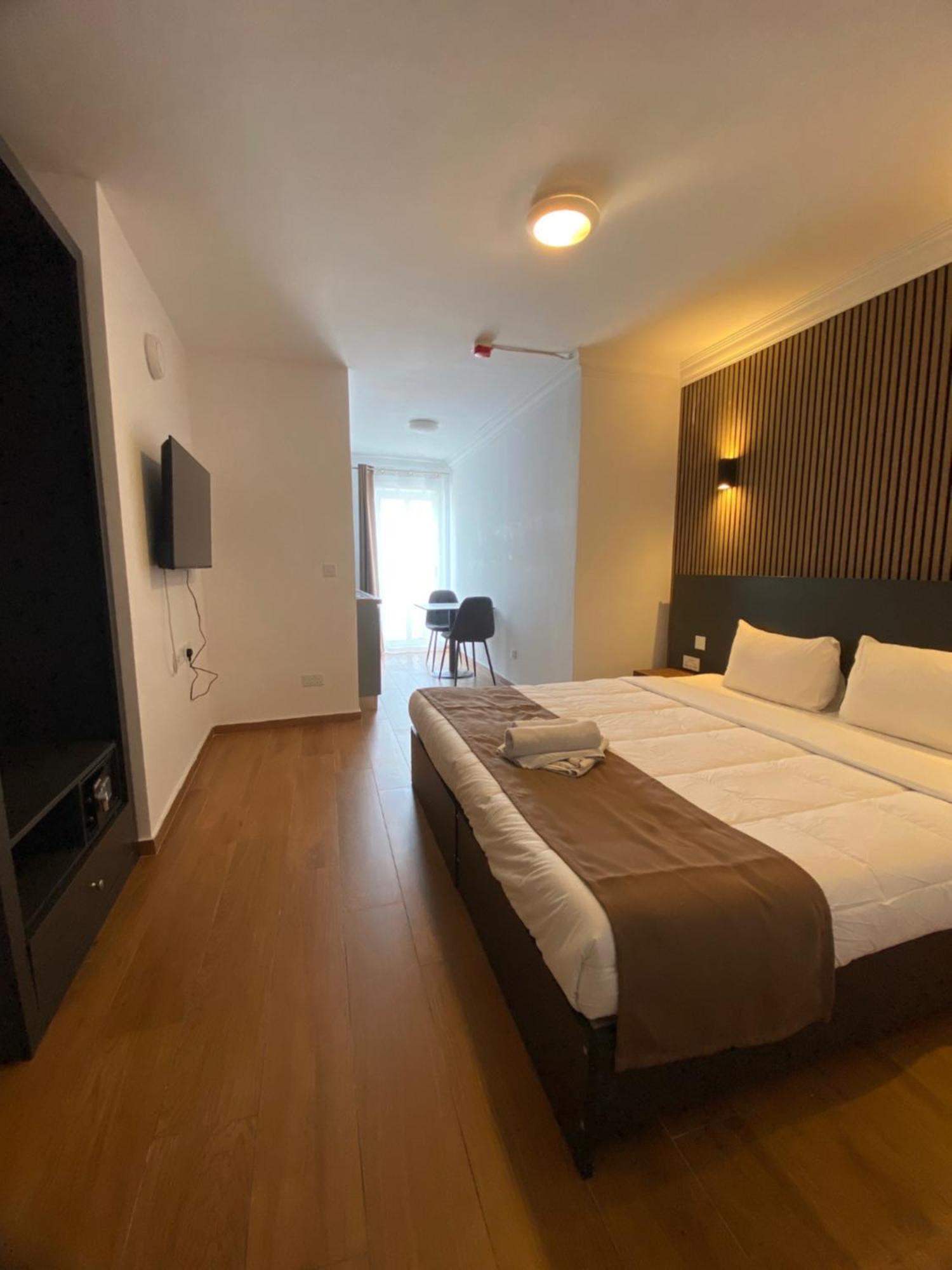 Marina Suites & Apartments - Self Catering - By Tritoni Hotels Gzira ภายนอก รูปภาพ
