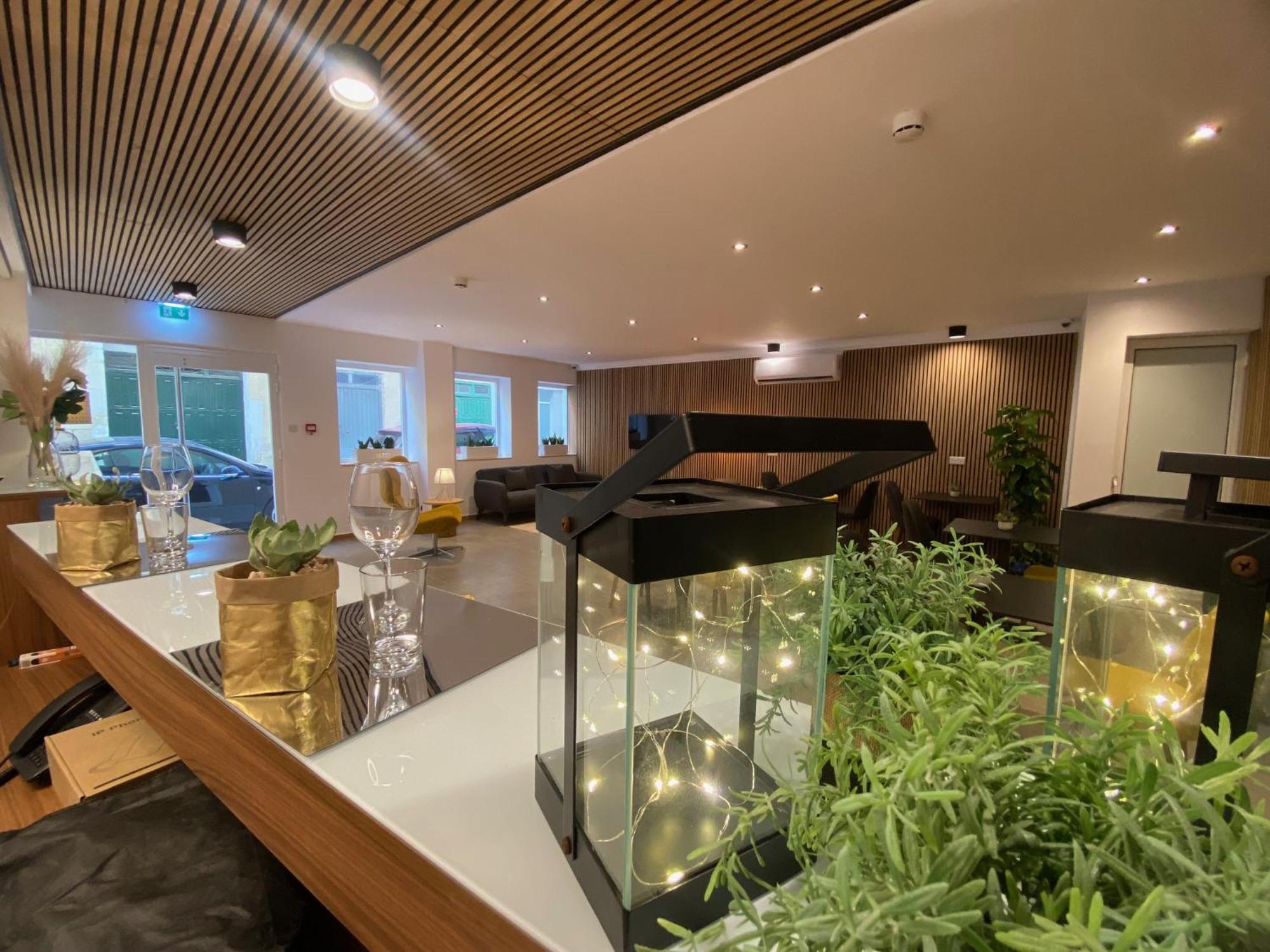 Marina Suites & Apartments - Self Catering - By Tritoni Hotels Gzira ภายนอก รูปภาพ